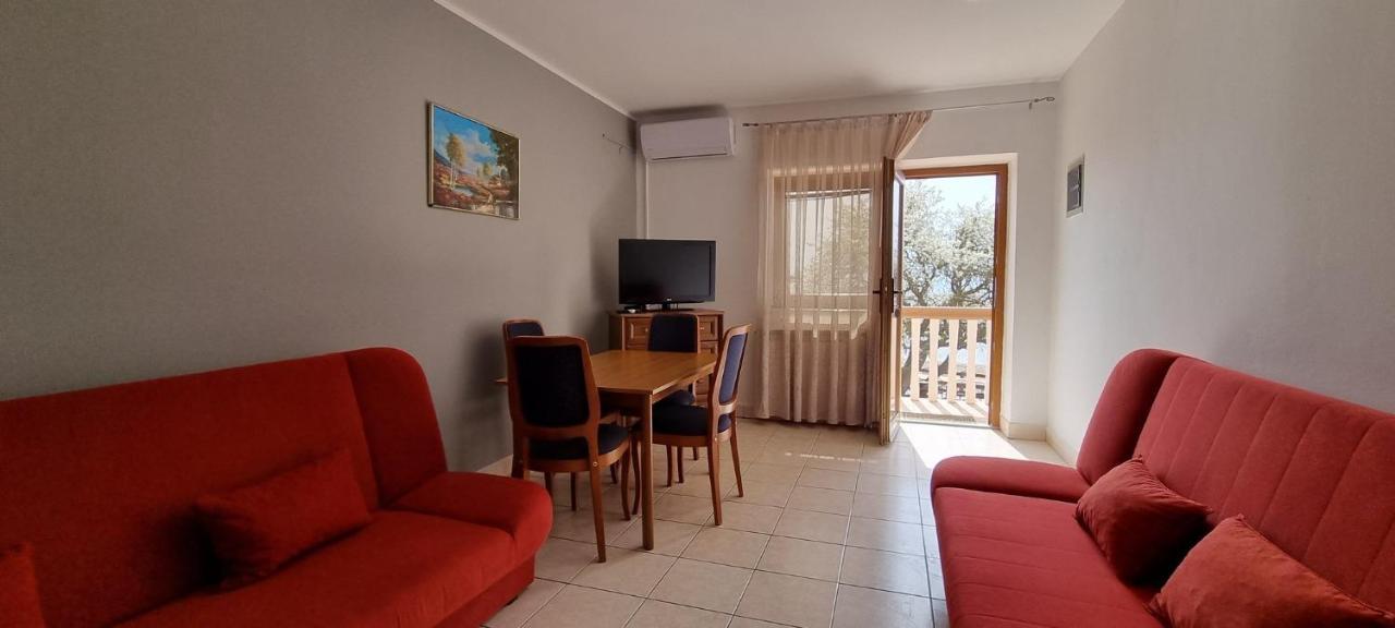 Apartments Mark - 10 M From Sea Medulin Exterior foto